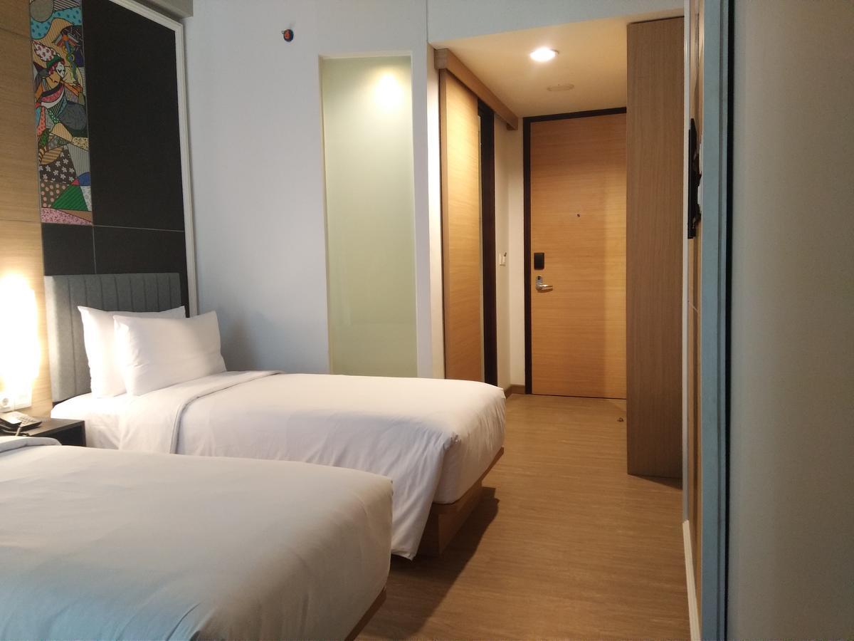 Maxone Platinum Hayam Wuruk Hotel Jakarta Luaran gambar